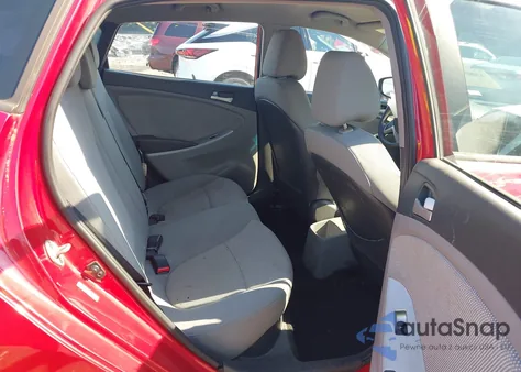 2013 Hyundai Accent Gs z USA, uszkodzony, nr VIN KMHCT5AE1DU071472